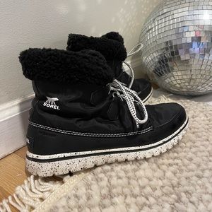 Sorel Winter Boots Women’s 9.5